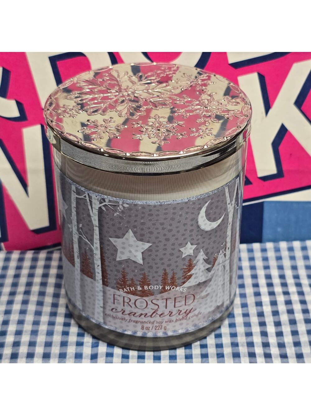 BBW Frosted Cranberry Single Wick 8 oz. Exclusive Fragranced Soy Wax Candle